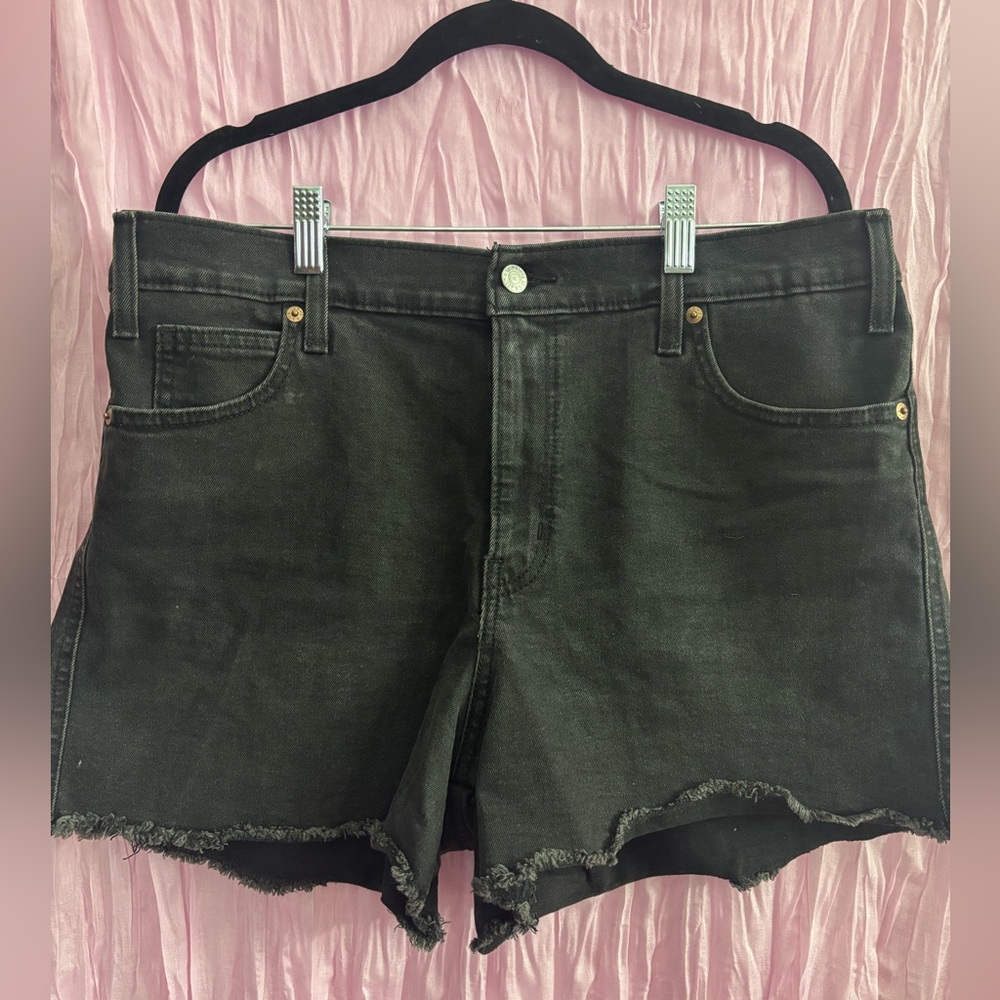 Signature by Levi Strauss Women's Black Jean Shorts
